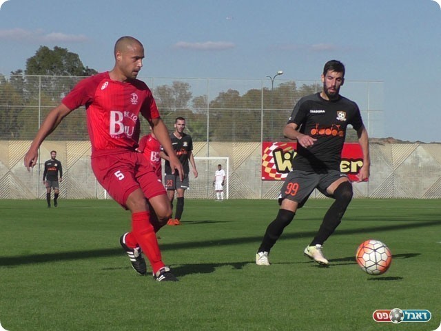 גיל קין במרכז ההגנה של אזור